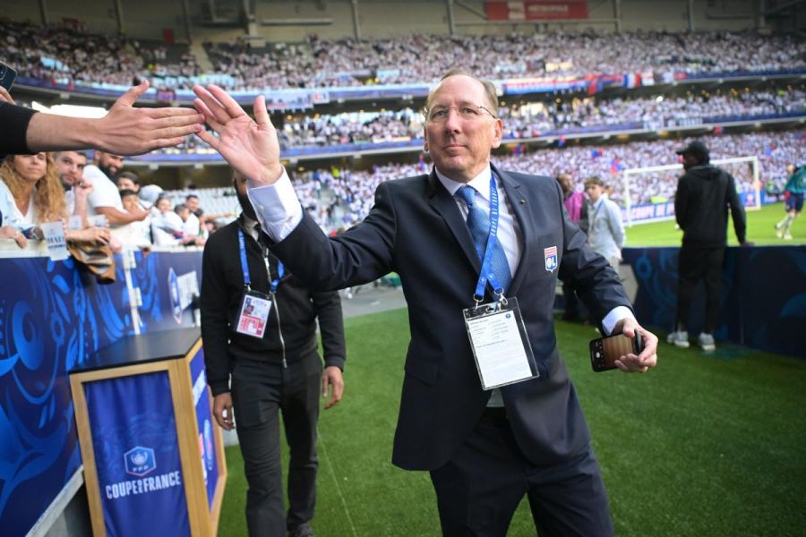 OL : menacé de rétrogradation, le club lyonnais doit injecter 200 millions d’euros pour survivre