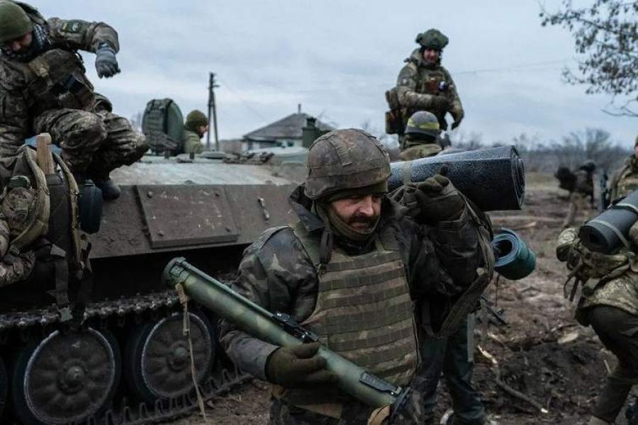 Ukraine aujourd'hui : La Russie pousse son avantage sur le front