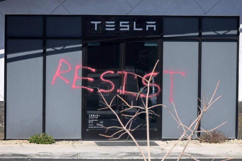 Tesla vandalisées : L'administration Trump utilise l'arme pénale contre l'écoterrorisme, dérive autoritaire ?