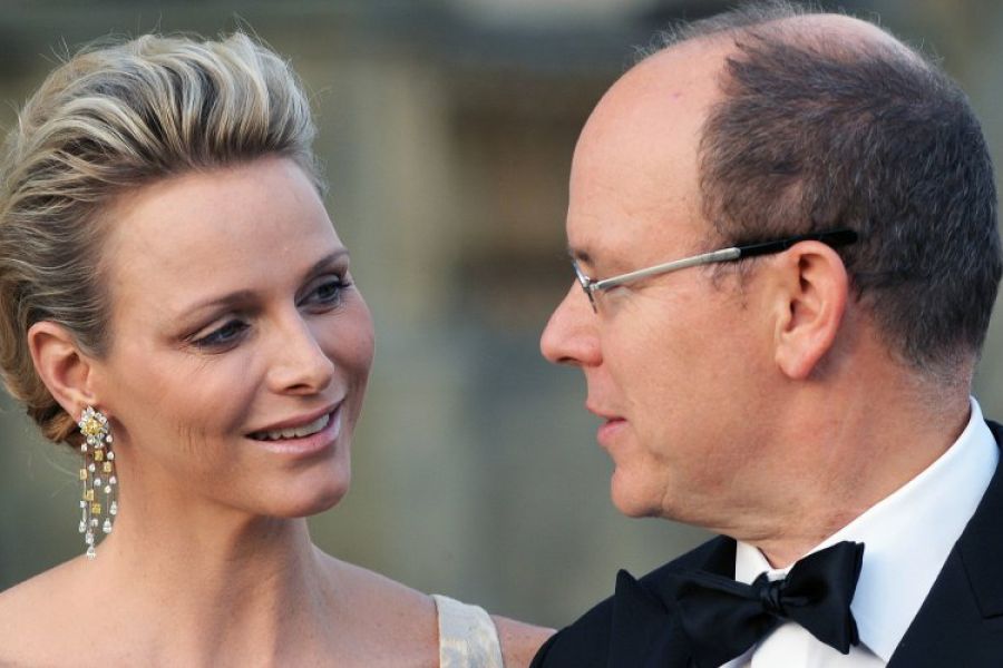 Stars et people : Albert de Monaco - Des révélations croustillantes sur sa rencontre avec Charlène, son épouse