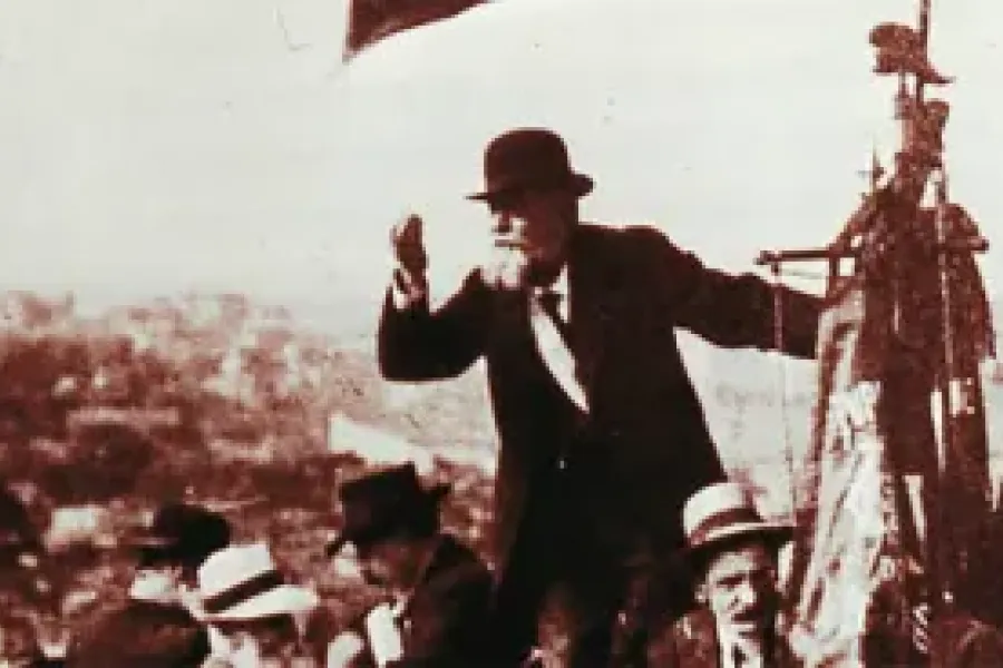 De Jaurès à Maurras : Le Retour des Ombres et le Conflit des Valeurs