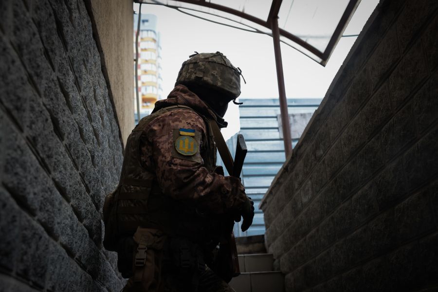 Russie et Ukraine — intensification des frappes, avancées territoriales et guerre d’usure prolongée