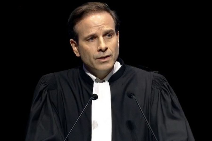 Pierre Hoffman, bâtonnier de Paris, claque la porte du Conseil national des barreaux : crise de représentation au sommet de la profession