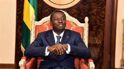 Une nouvelle constitution adoptée au Togo pour un régime parlementaire