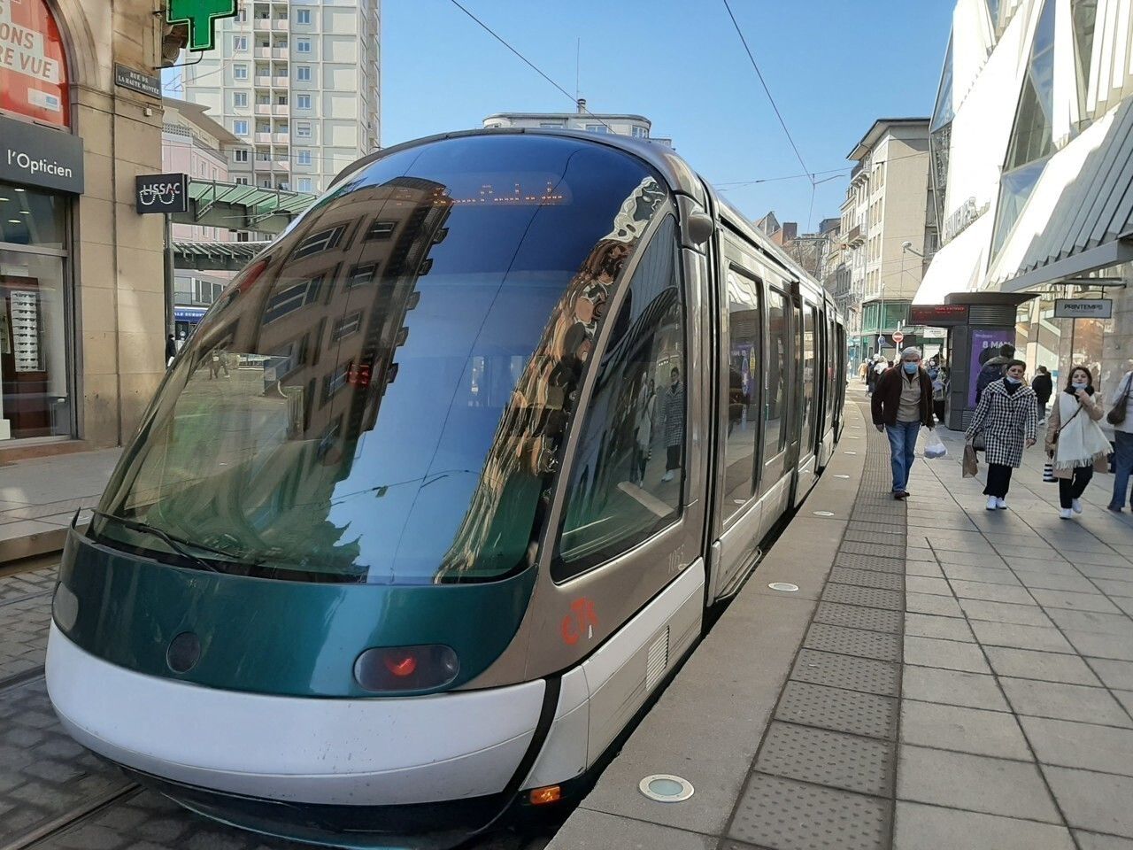 Extension du tram à Strasbourg : Finances publiques et mobilité