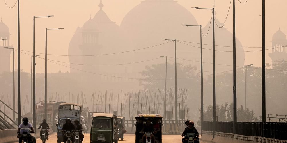 Pakistan : deux adolescentes accusées d'avoir tué leur père après des viols