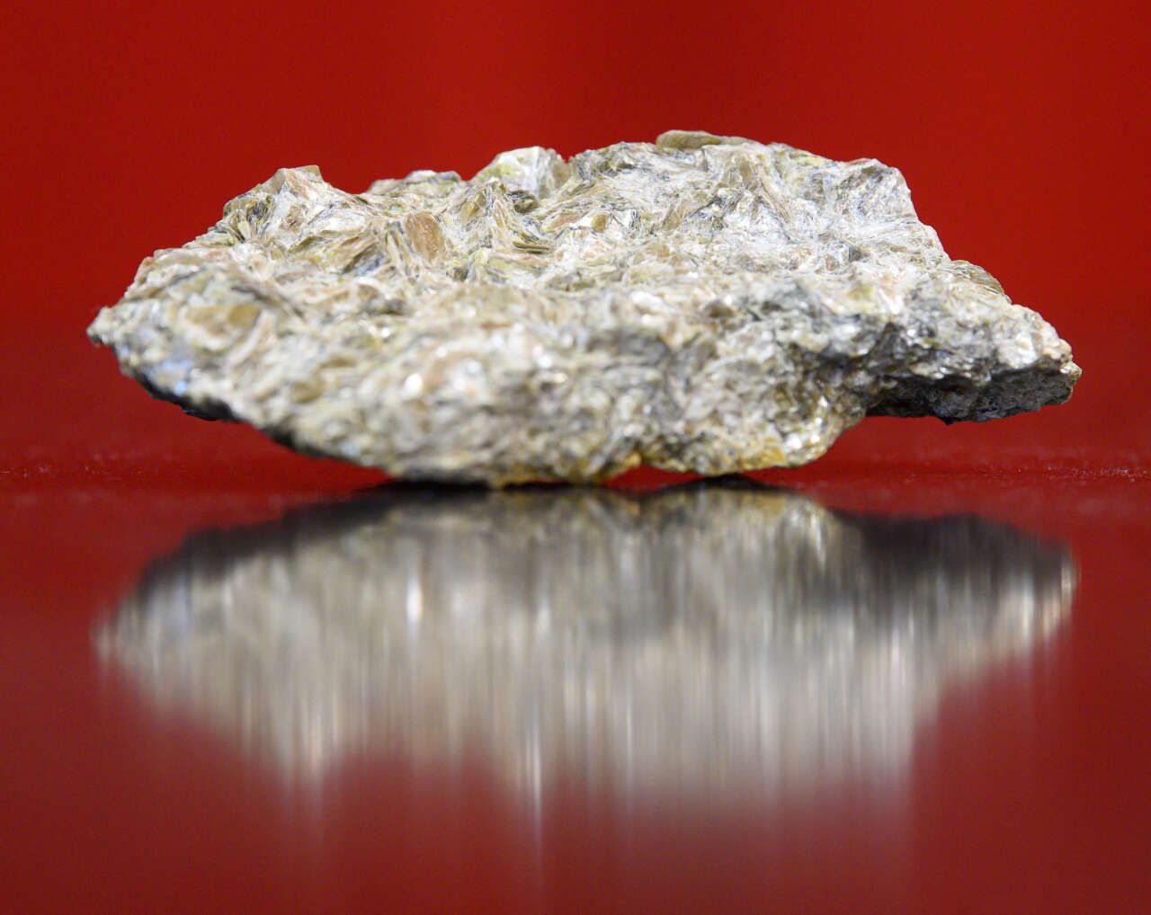 OMONDO AFRIQUE | Découverte d'un gisement de lithium géant au Mali : une révolution économique en perspective