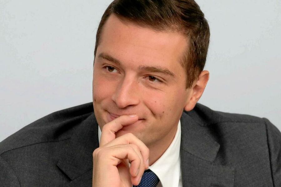 Stratégie du Rassemblement National : Jordan Bardella face aux défis politiques et économiques