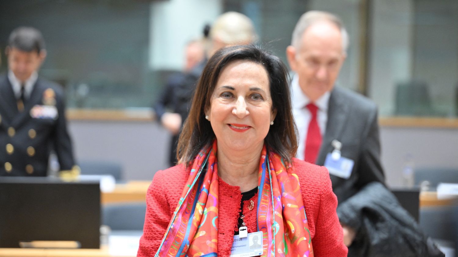 L'Affaire de l'espace aérien espagnol : Madrid s'aligne sur Paris contre l'offensive américaine