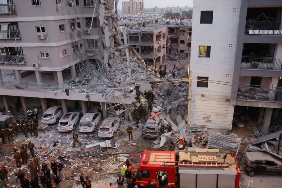 Iran-Israël – 1060 morts, la guerre s’intensifie et bouleverse l’équilibre régional