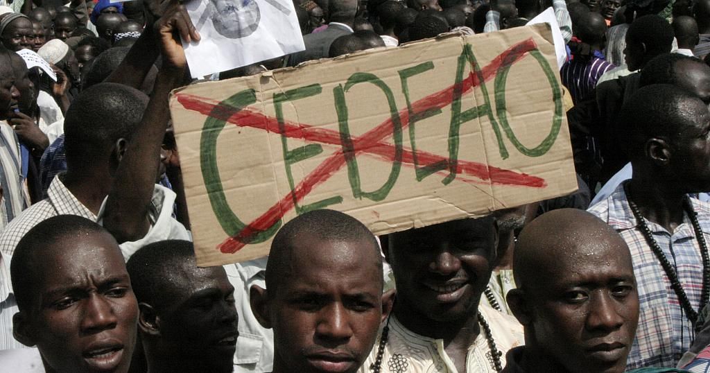 Retrait du Niger, du Mali et du Burkina Faso de la CEDEAO : Une décision politique majeure secoue l'Afrique de l'Ouest