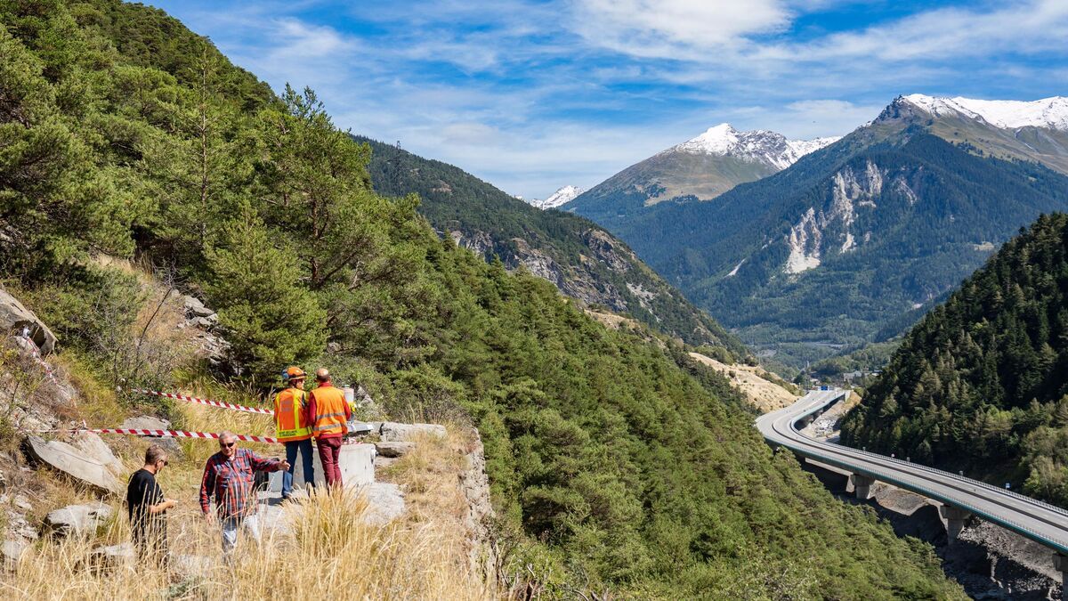 Éboulement tragique en Haute-Savoie : la montagne tue, enquête et mobilisation après deux morts sur la RN205