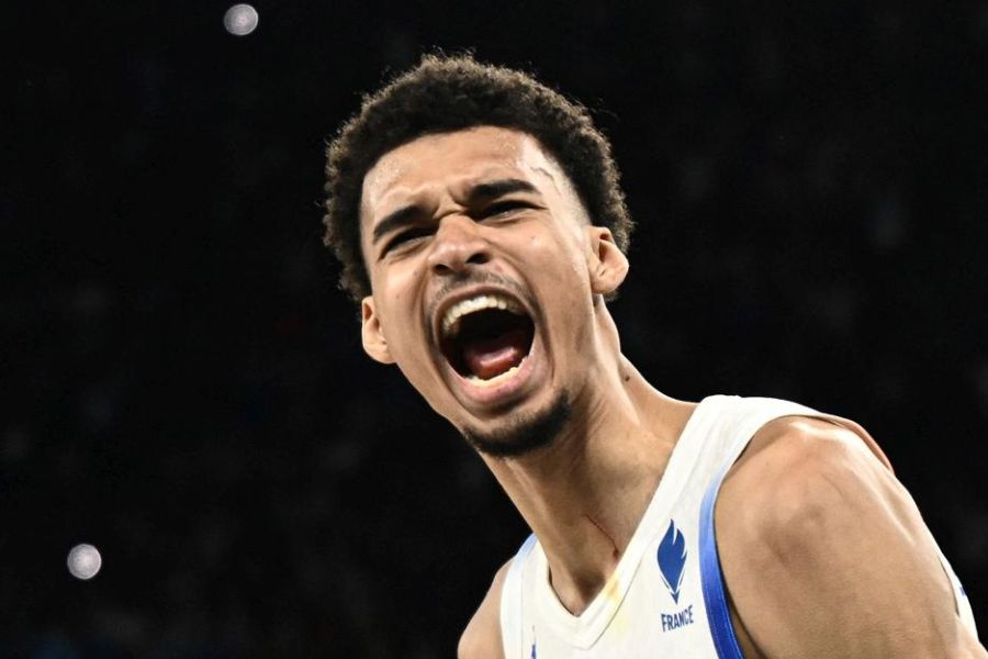 13.	Victor Wembanyama à Paris : Le retour triomphal du prodige français du basket
