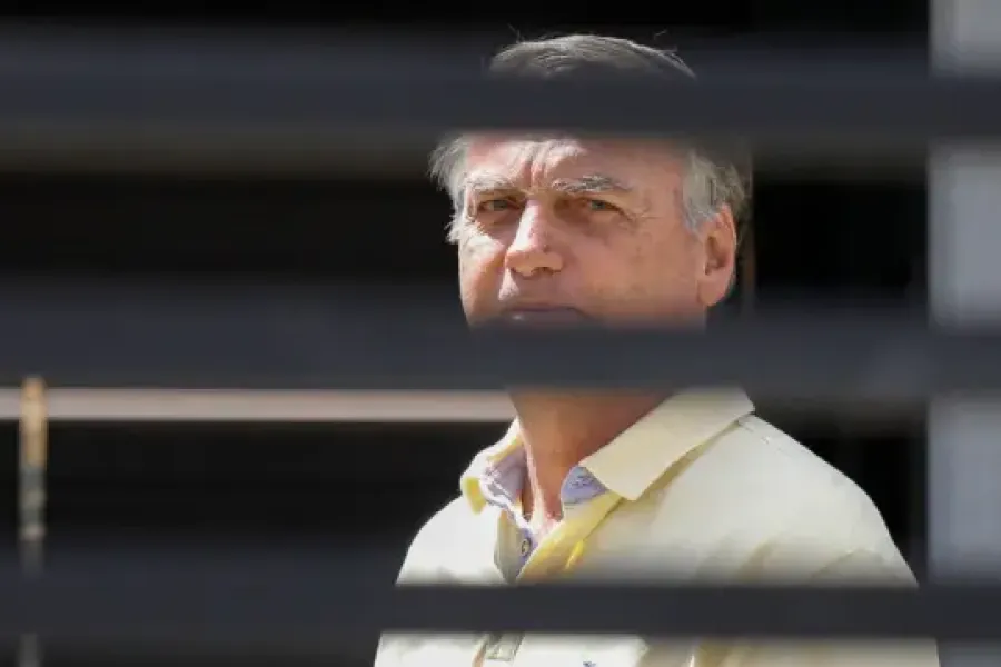 Jair Bolsonaro : Six Mois de Détention et un État de Santé sous Surveillance