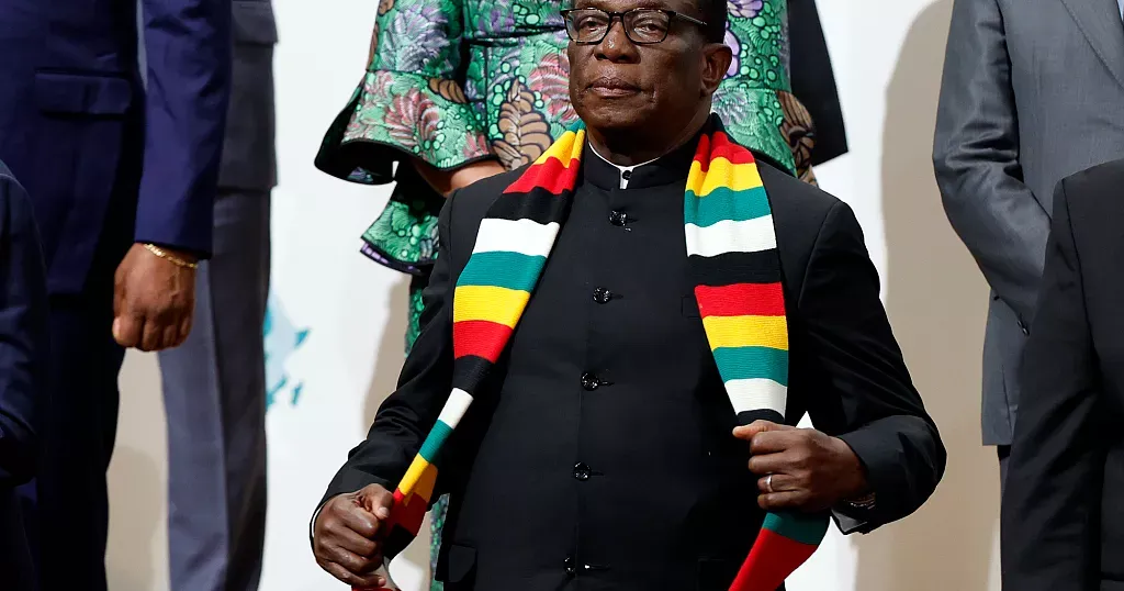 Zimbabwe : Le cabinet approuve l'extension du mandat d'Emmerson Mnangagwa jusqu'en 2030