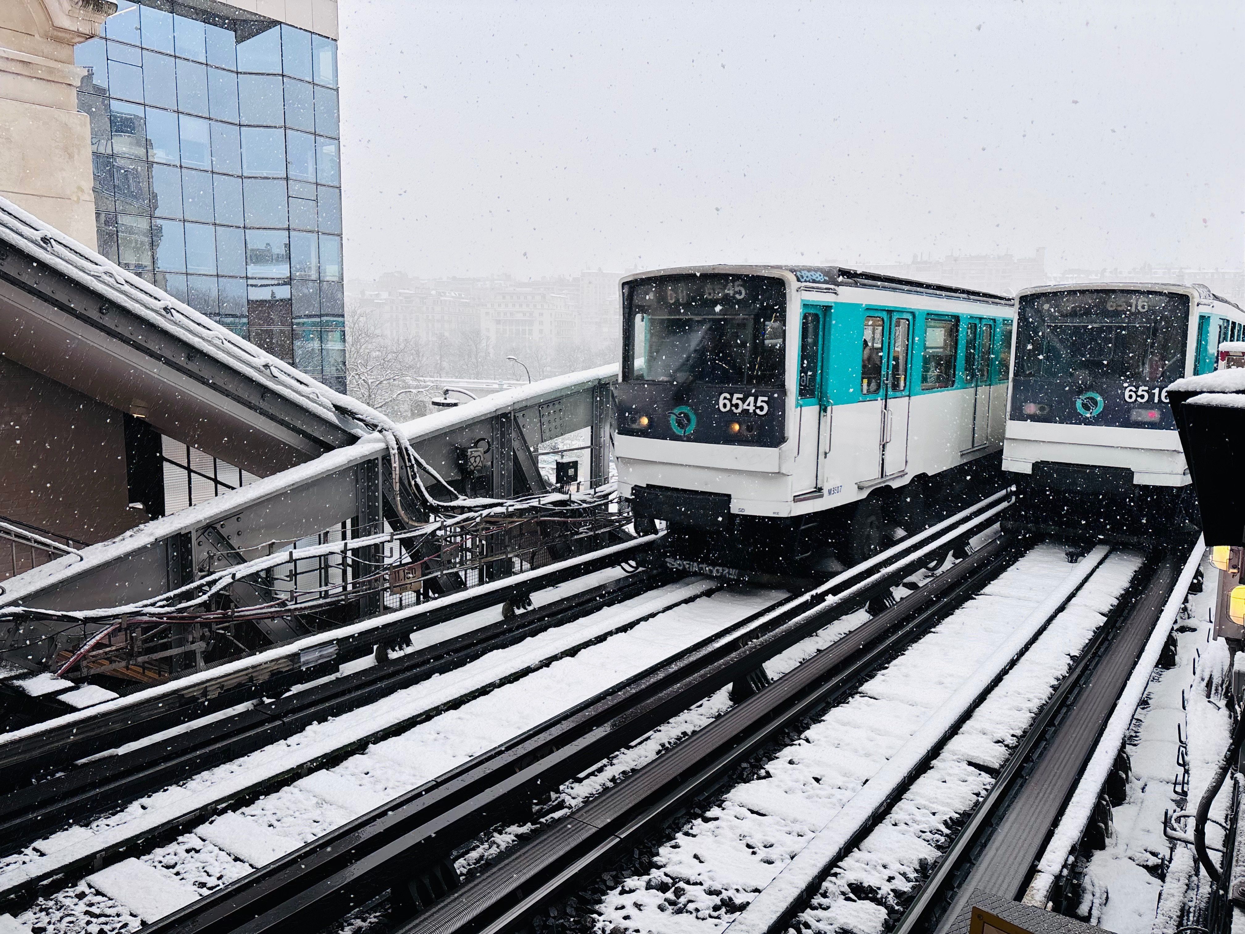 Restrictions des Transports à Paris : Le plan d'urgence pour éviter la paralysie ce samedi soir