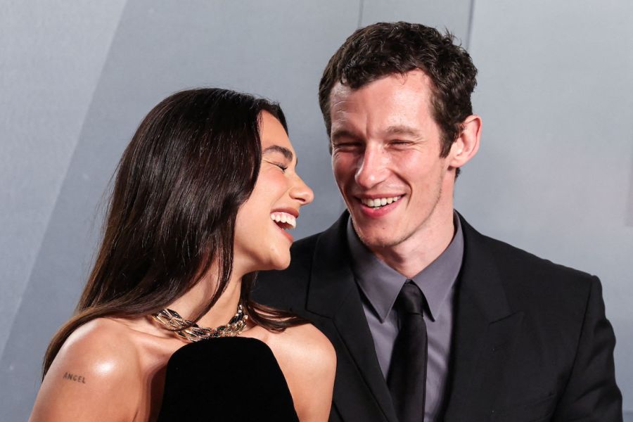 DUA LIPA & CALLUM TURNER La féerie d'une cérémonie estivale entre le Royaume-Uni et l'Italie