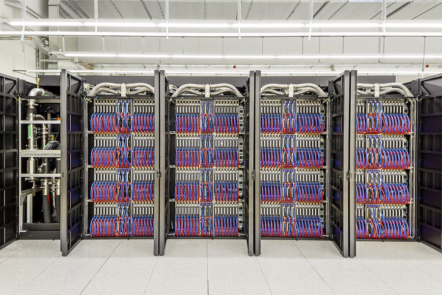 OMONDO DÉFENSE - Supercalculateur pour l'IA militaire : le ministère des Armées choisit Hewlett-Packard et Orange