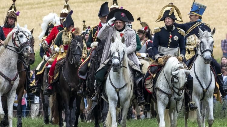 Waterloo revisité – 2500 passionnés réinventent la bataille de Napoléon