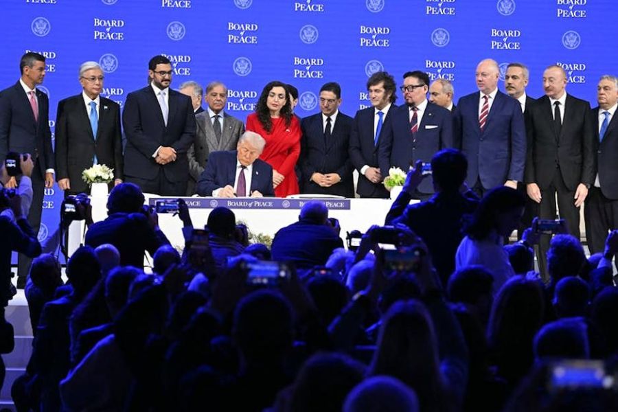 La Guerre "Ramber" au Proche-Orient : Analyse des objectifs réels de Washington derrière le flou de Donald Trump