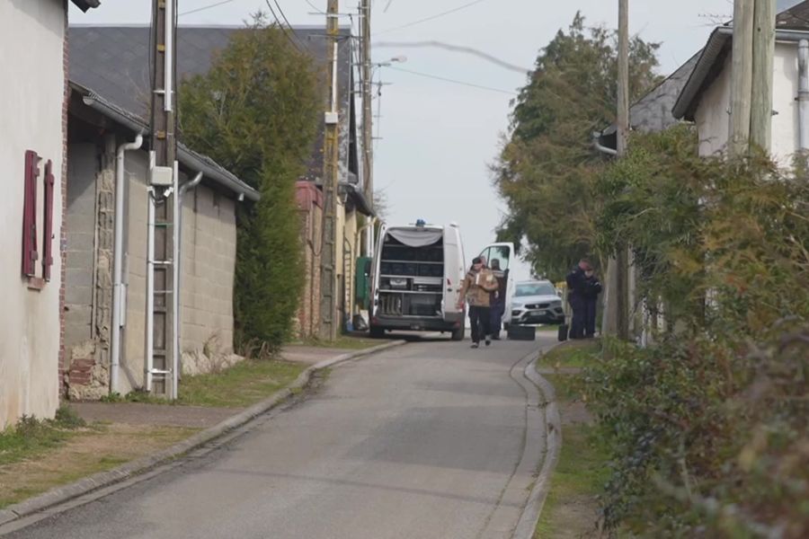 le Corps d'un Homme Retrouvé Enterré dans un Jardin, "Probablement" Celui du Maire d'une Petite Commune