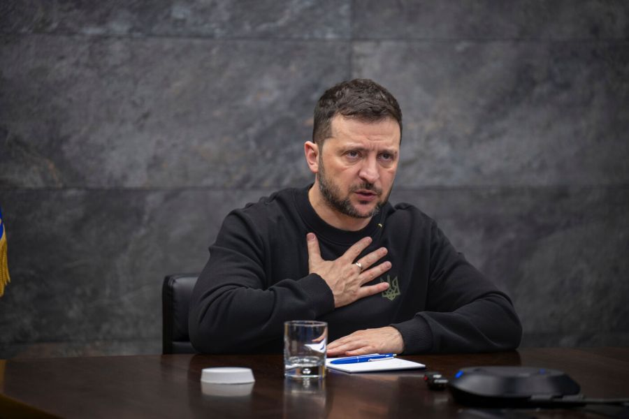 Guerre en Ukraine : Zelensky appelle à "remettre Poutine à sa place"