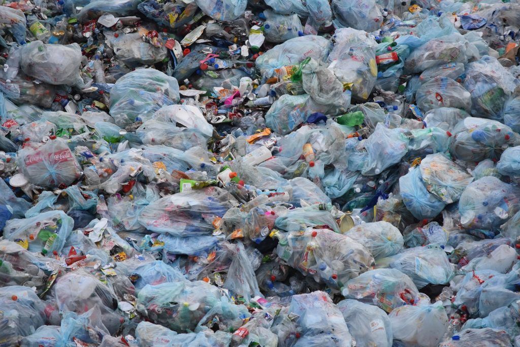 Déchets plastiques : nouvelles solutions et réglementations