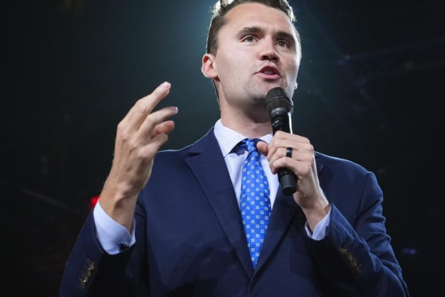 JD Vance se rend dans l’Utah au chevet de la famille de Charlie Kirk après l’assassinat de l’influenceur conservateur