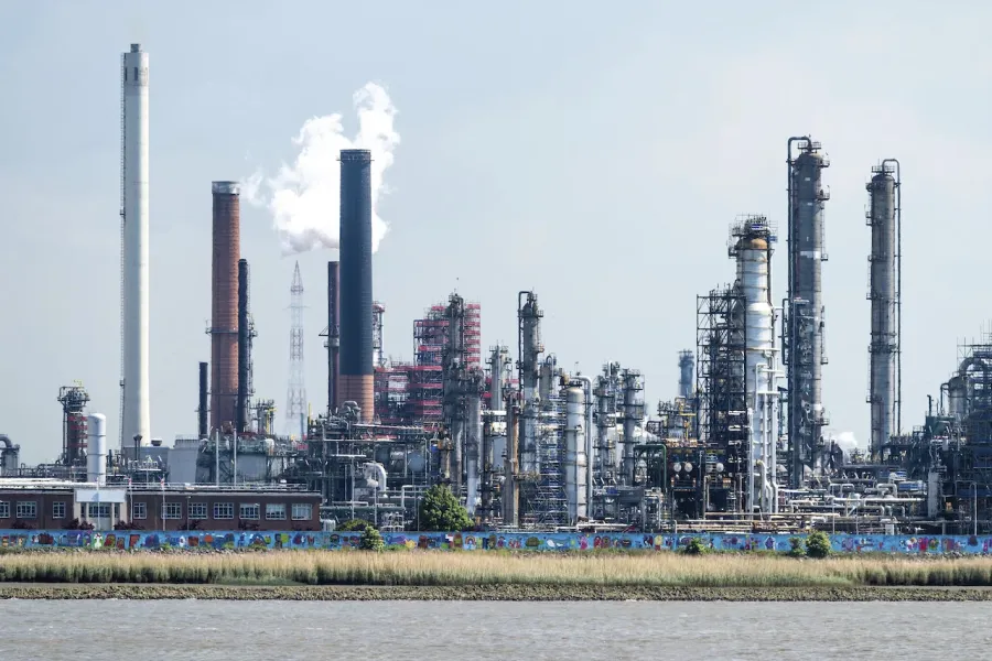 Transition écologique de l'UE : durcissement des normes d'émissions pour le secteur industriel