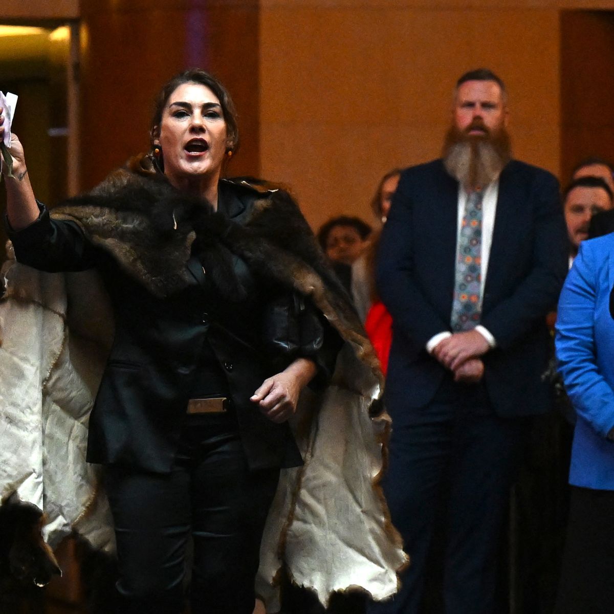 OMONDO POLITIQUE AUSTRALIENNE - Australie : Une sénatrice sanctionnée pour avoir interpellé Charles III sur la colonisation