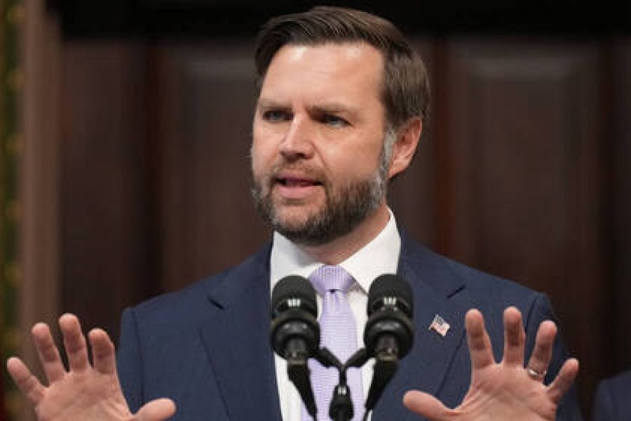 La stratégie de JD Vance dans l'Ohio et la bataille politique sur fond d'inflation