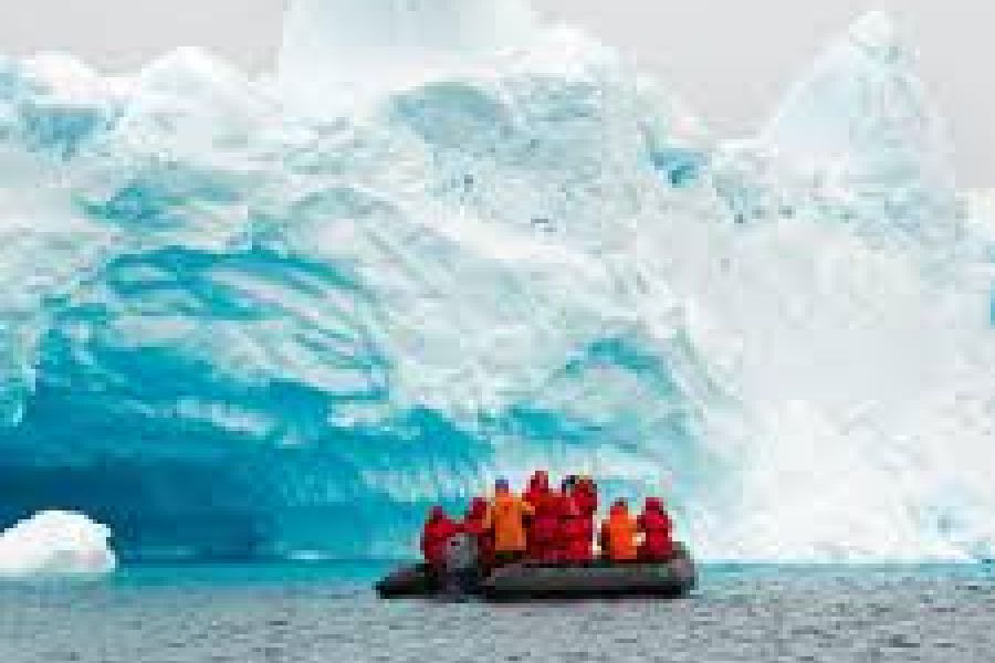 Antarctique : le tourisme accélère la fonte du continent blanc, un réveil climatique aux conséquences planétaires