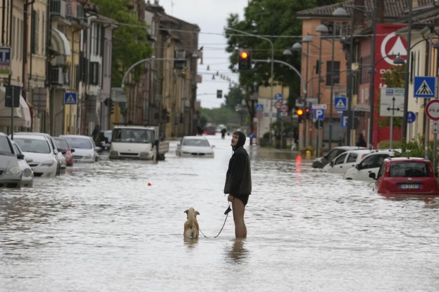 Inondations meurtrières au Piémont et en Lombardie : gestion de crise et solidarité européenne