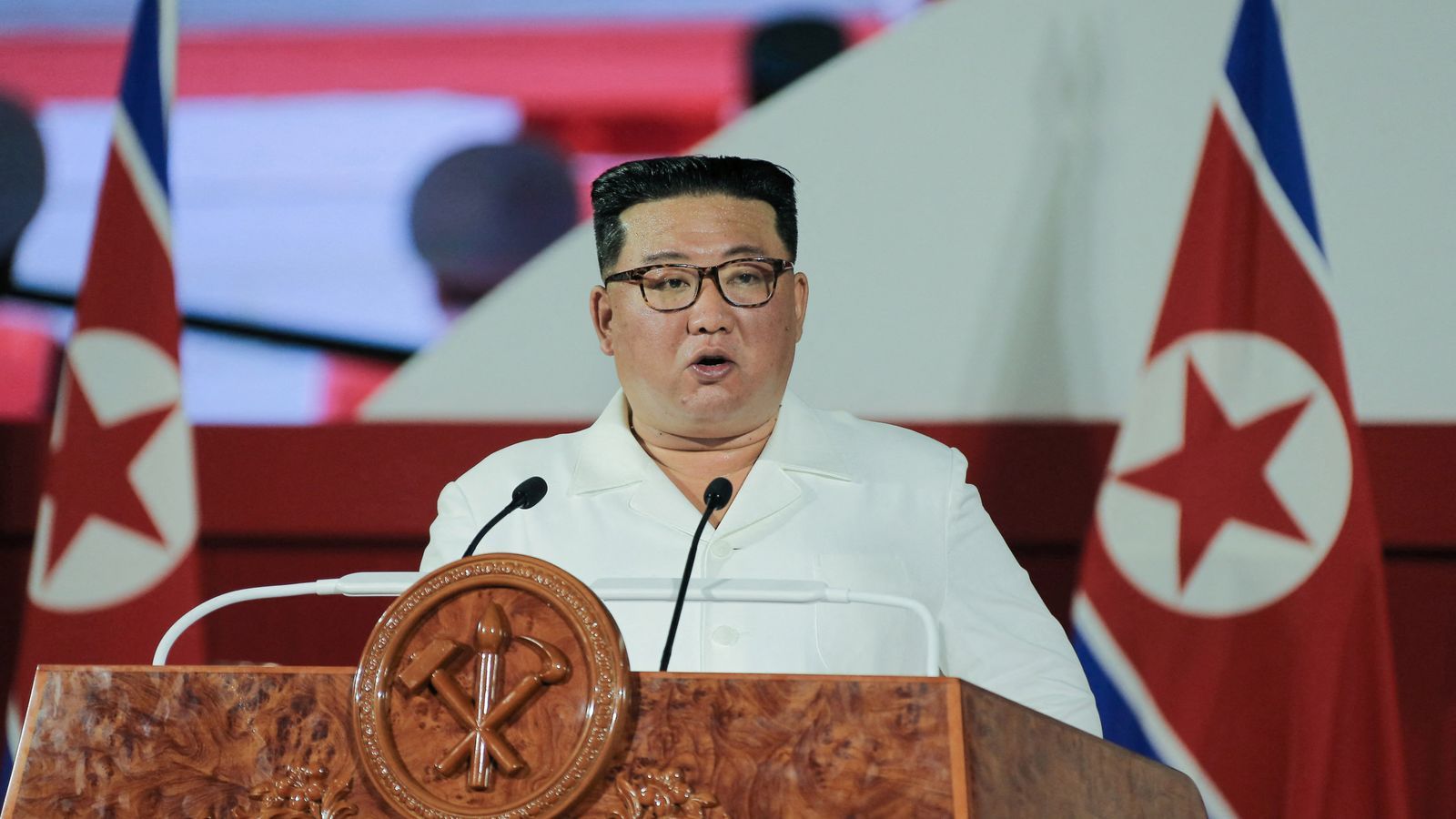 OMONDO  DÉFENSE - Menace nucléaire : Kim Jong-un prêt à utiliser l'arme atomique "sans hésiter" en cas d'attaque