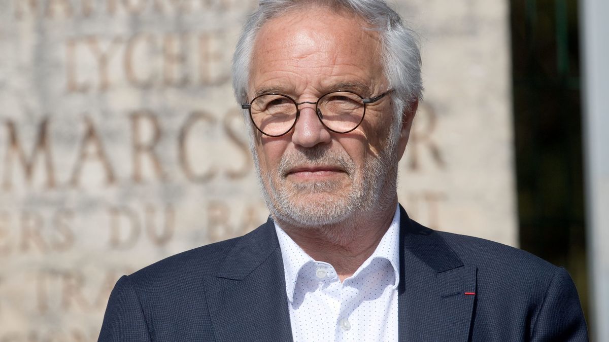 OMONDO POLITIQUE - L'ancien ministre François Rebsamen quitte la mairie de Dijon après 23 ans à sa tête