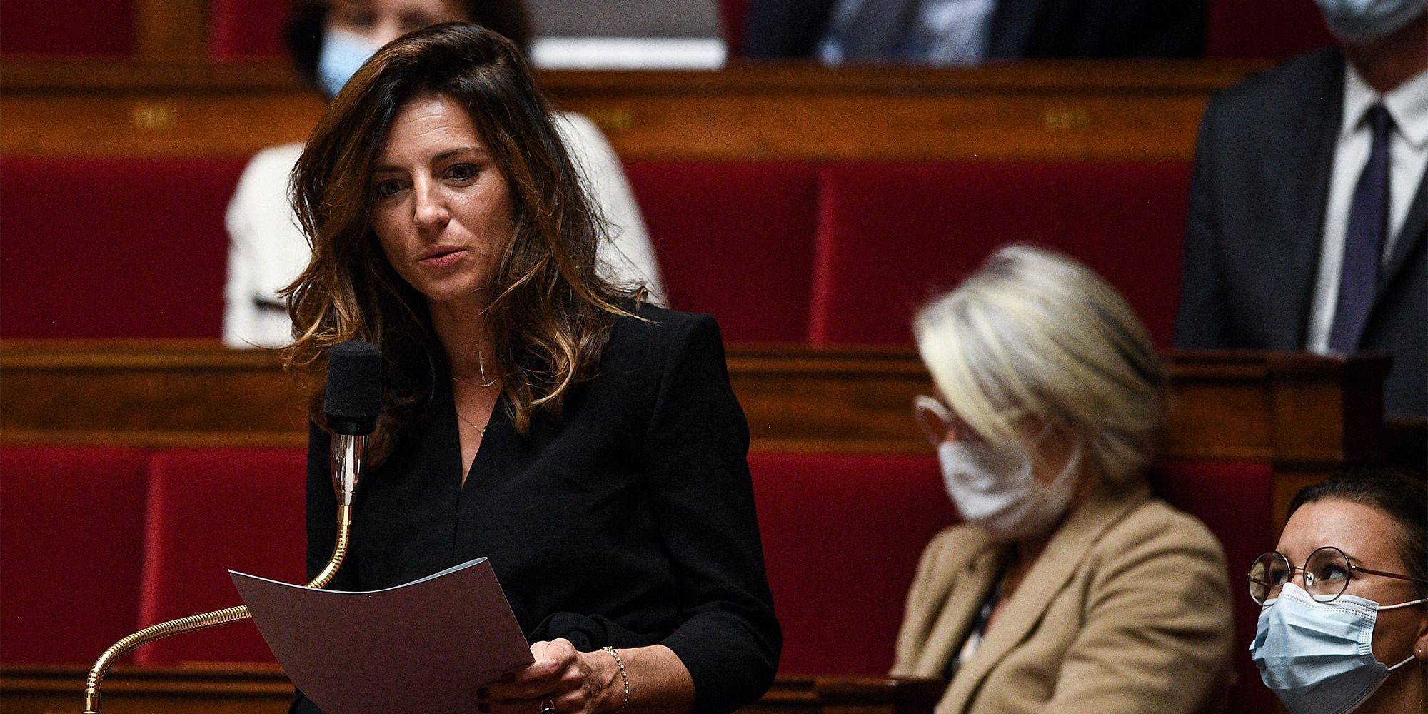 Frais de mandat, deux députés convoqués, la transparence parlementaire en question