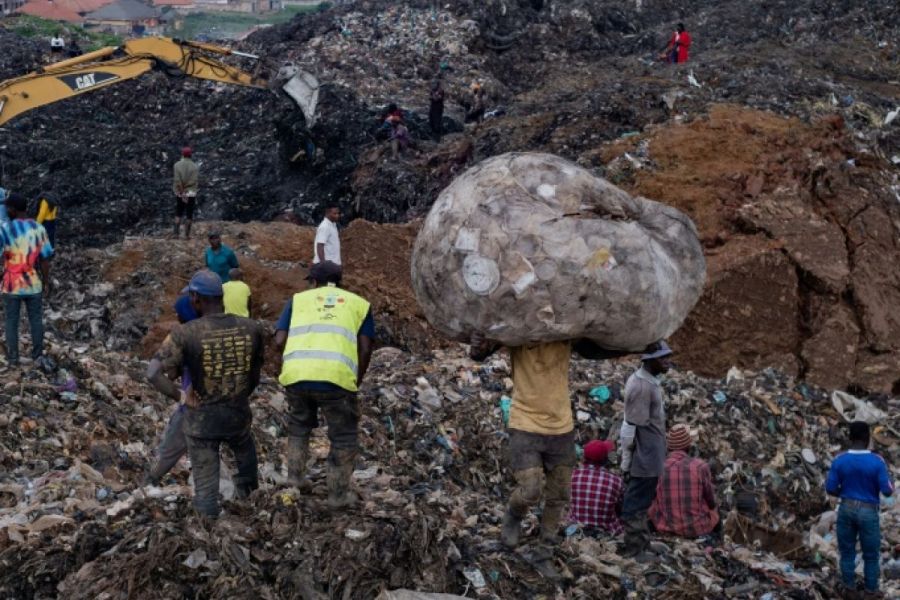 Ouganda : Effondrement Mortel d'une Décharge à Kampala