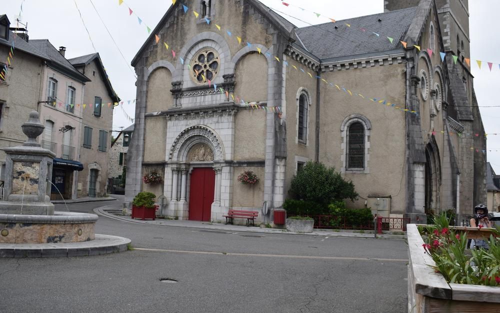Pyrénées-Atlantiques : Profanation d’une église, l’émoi d’une communauté rurale