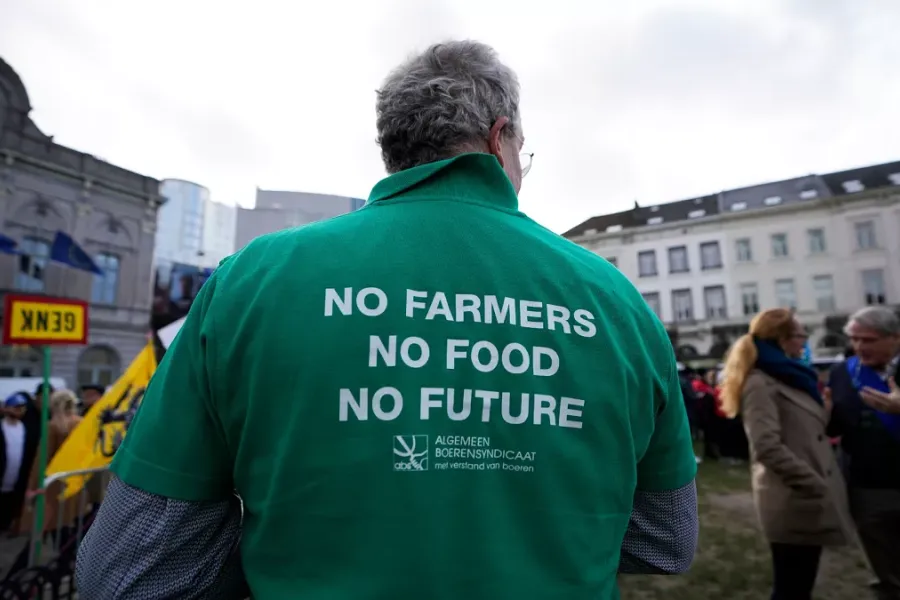 Crise agricole européenne : la grogne des syndicats français s'intensifie face aux quotas d'importation