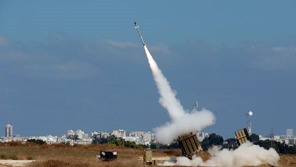 Guerre à Gaza: Des dizaines de roquettes lancées sur le nord d'Israël par le Hezbollah