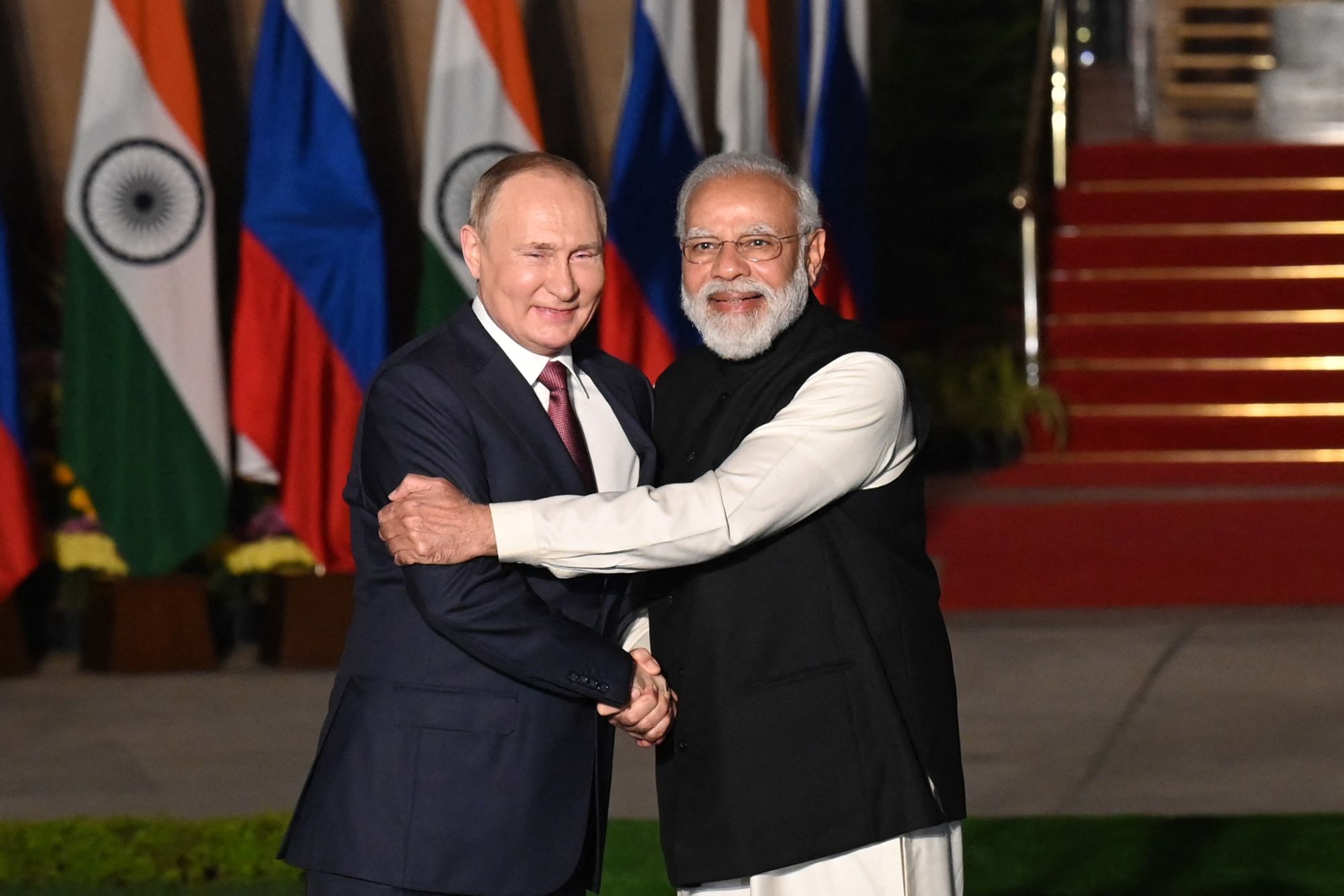 Inde et Russie : Modi à Moscou pour renforcer les relations bilatérales et contrebalancer la Chine