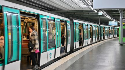 Mobilité en Île-de-France : Le ticket de métro à 2,55€, le prix de la dette climatique
