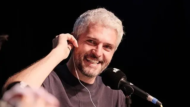Polémique Pierre-Emmanuel Barré sur Radio Nova : L'humour satirique face aux limites de la liberté d’expression