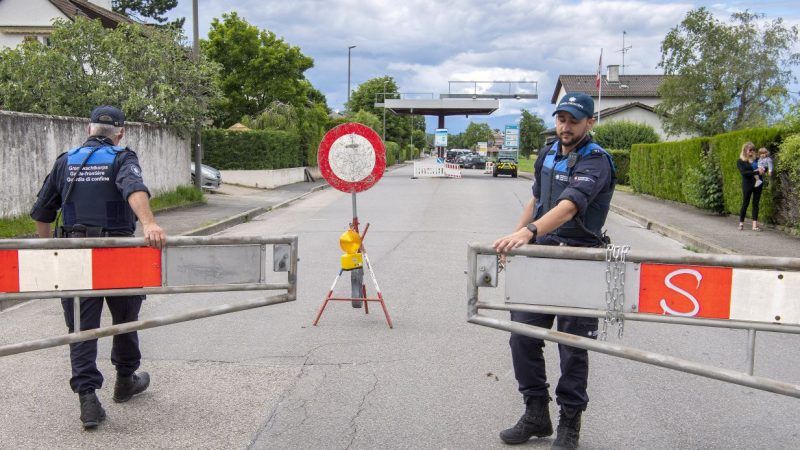 LA SLOVAQUIE MENE DES CONTRÔLES ROUTIERS POUR TENTER DE FREINER LA MIGRATION