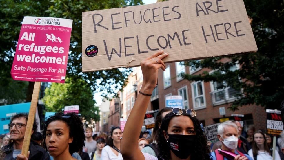 Royaume-Uni : La haute juridiction envisage s'exprimer sur l'expulsion des migrants au Rwanda