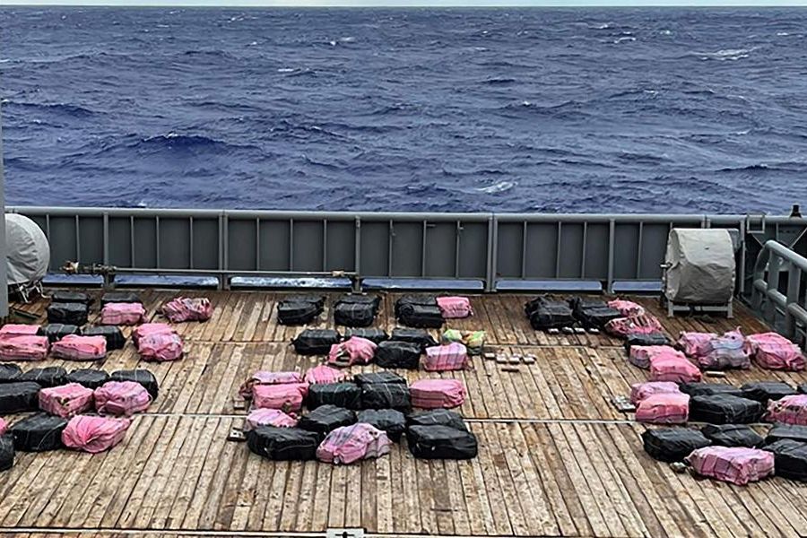 Canaries : Un coup de filet historique – 6,5 tonnes de cocaïne saisies dans un bateau au large des îles.