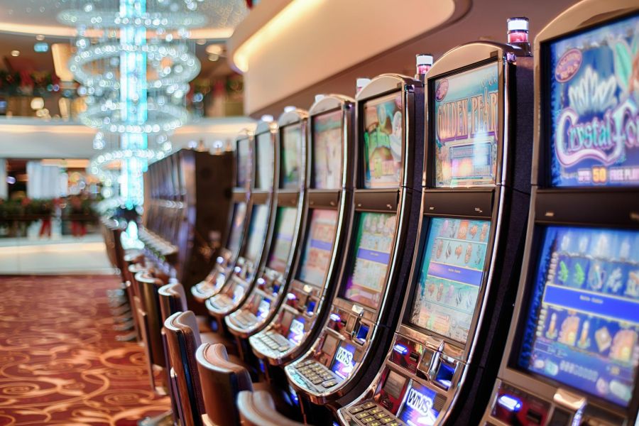 La grande distribution française en pleine mutation : Casino racheté, Carrefour en difficulté