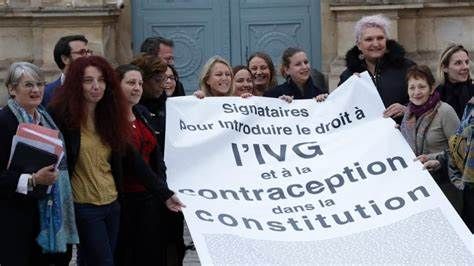 France : Le Sénat valide l'inscription de l'IVG dans la constitution
