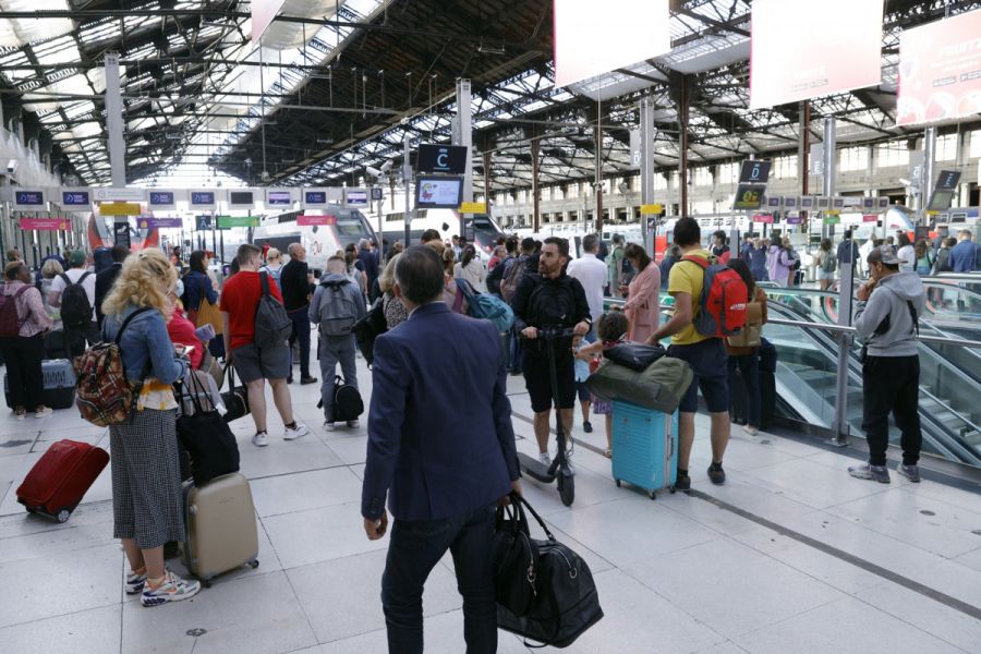 Chaos sur la ligne Paris-Lyon – Les voyageurs entre irritation et résignation