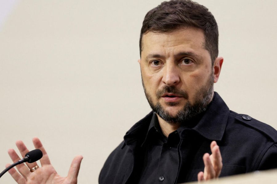 Ukraine : le président Zelensky déchoit le maire d’Odessa pour suspicion de double nationalité en pleine guerre